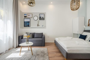 A13- Boutique Apartments, Best Location, by BQA